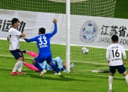 开云体育下载-精彩对决，球队惊险过关晋级足球赛八强的简单介绍