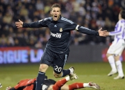 开云官网-黄鸭组合引领日本队力克丹麦队，一场技术与意志的胜利