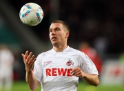 开云体育中国-天山脚下展雄鹰之志，利拉德关键一击定乾坤，新疆队压制老鹰显团队韧性