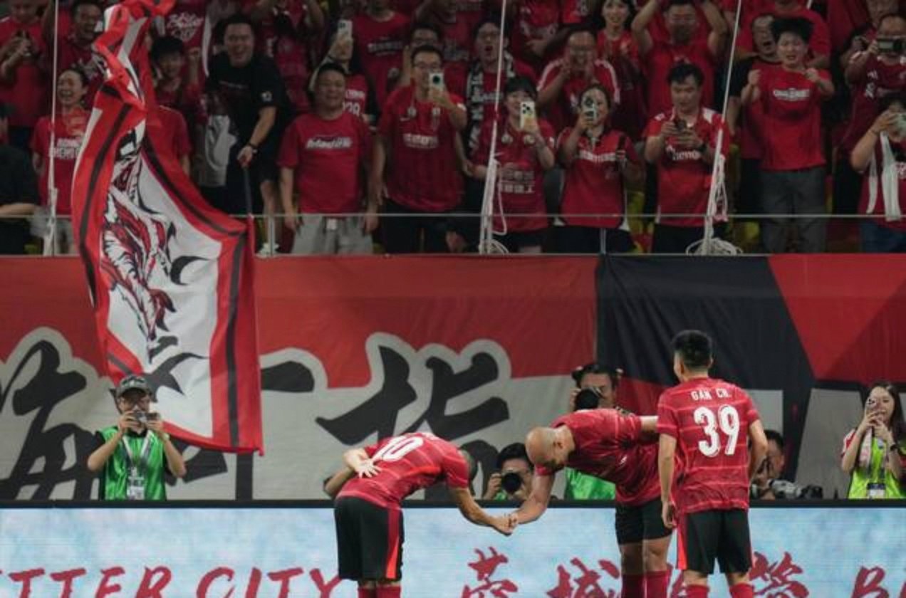 大连客场赢球,中超球队继续崛起 大连客场赢球,中超球队继续崛起