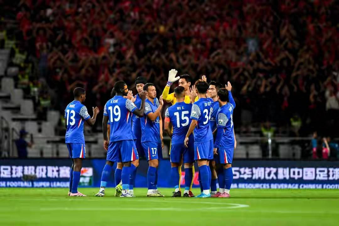 大连客场赢球,中超球队继续崛起 大连客场赢球,中超球队继续崛起