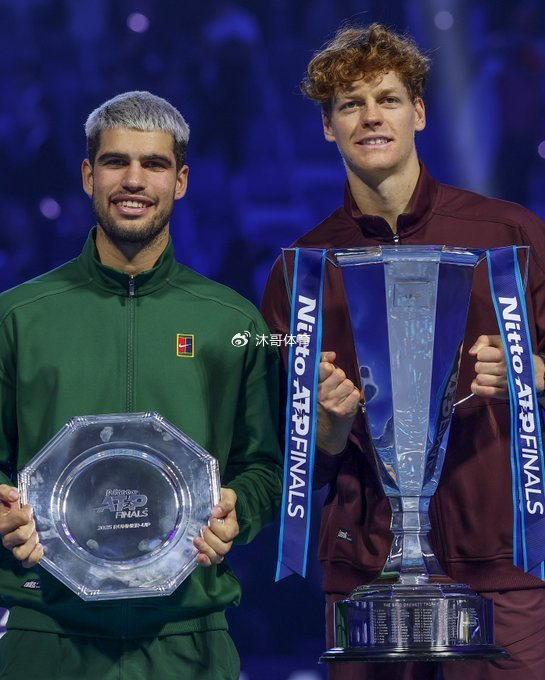 关于年终总决赛绝杀戴维斯杯，阿尔卡拉斯统治全场的信息