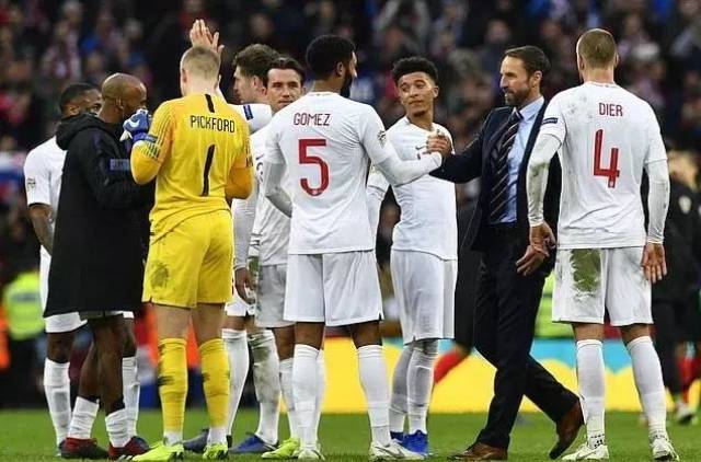 包含克罗地亚翻盘瑞士,拉什福德扛起全队的词条 包含克罗地亚翻盘瑞士,拉什福德扛起全队的词条