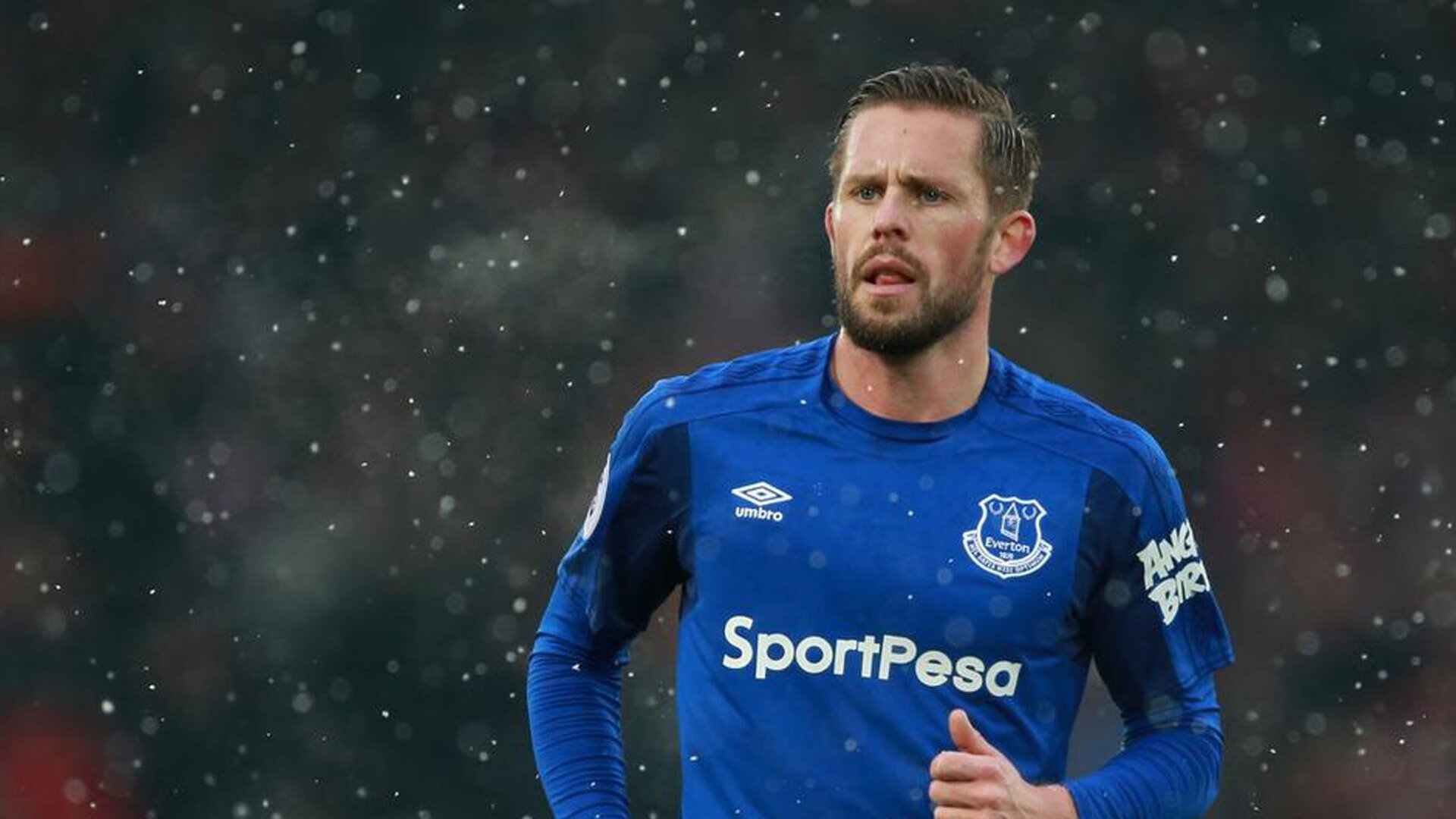 巅峰对决,国王力克广东,浓眉惊艳四座改写战局