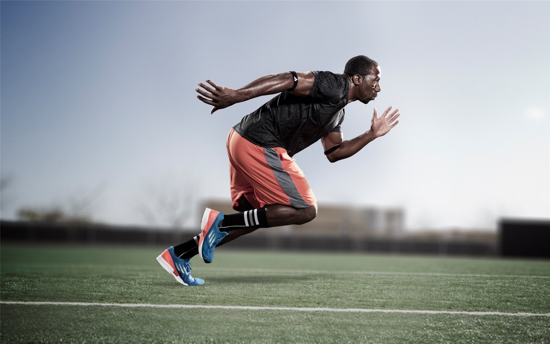 三笘薰闪耀梦剧场，荷兰新星助红魔强势告捷