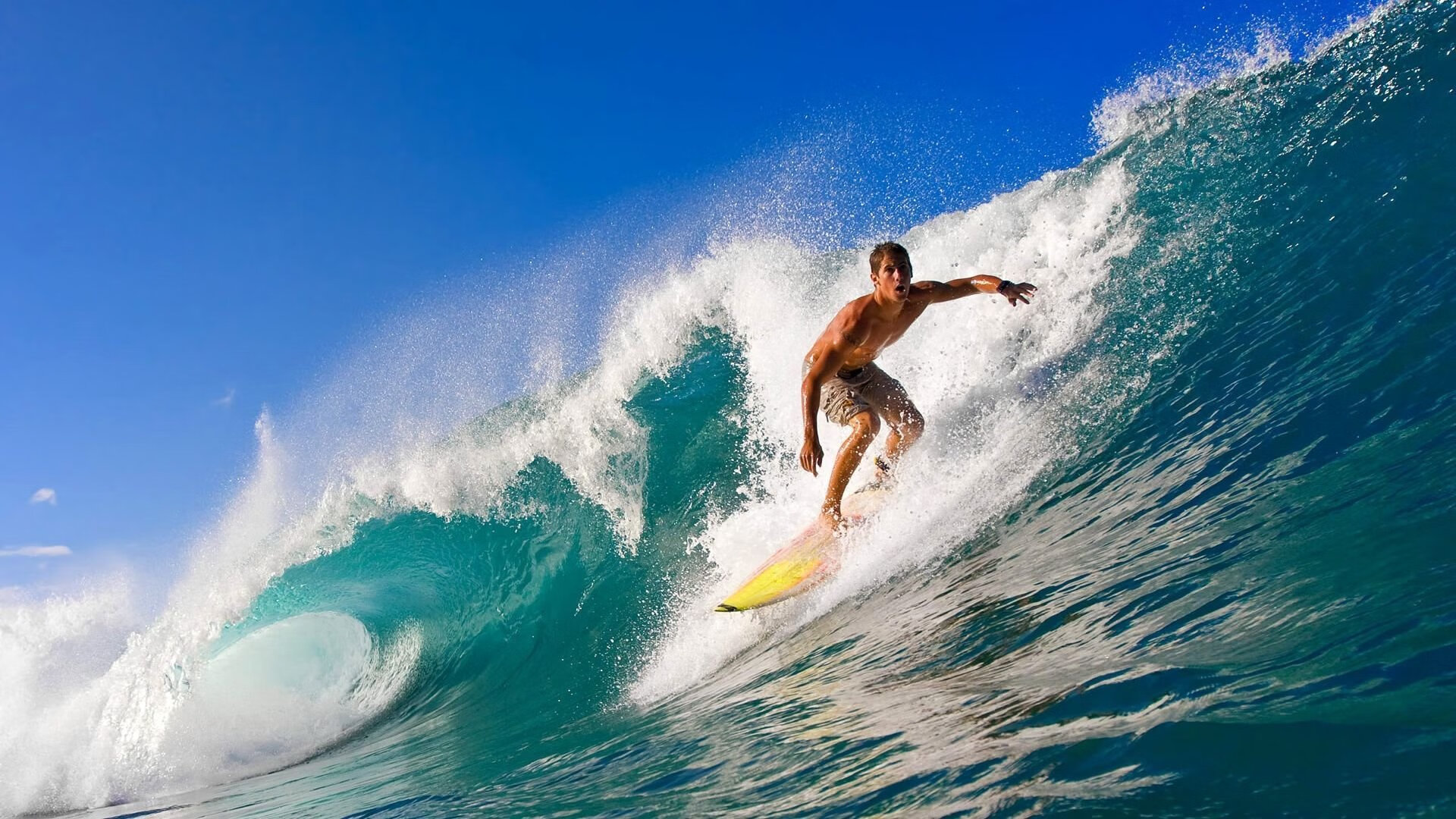 欧冠淘汰赛焦点战启示录，从厄瓜多尔连续得分压制几内亚看足球战术的唯一性