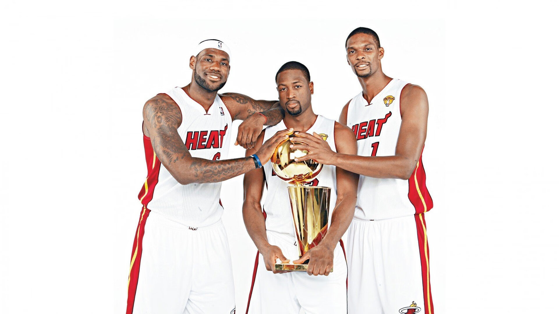 赛道新秩序，皮亚斯特里高光引领，雷诺轻取索伯