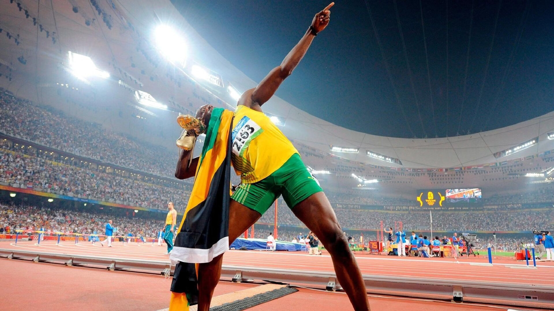 当非洲雄狮遭遇郁金香，梅西式攻防转换如何重塑现代足球战术版图